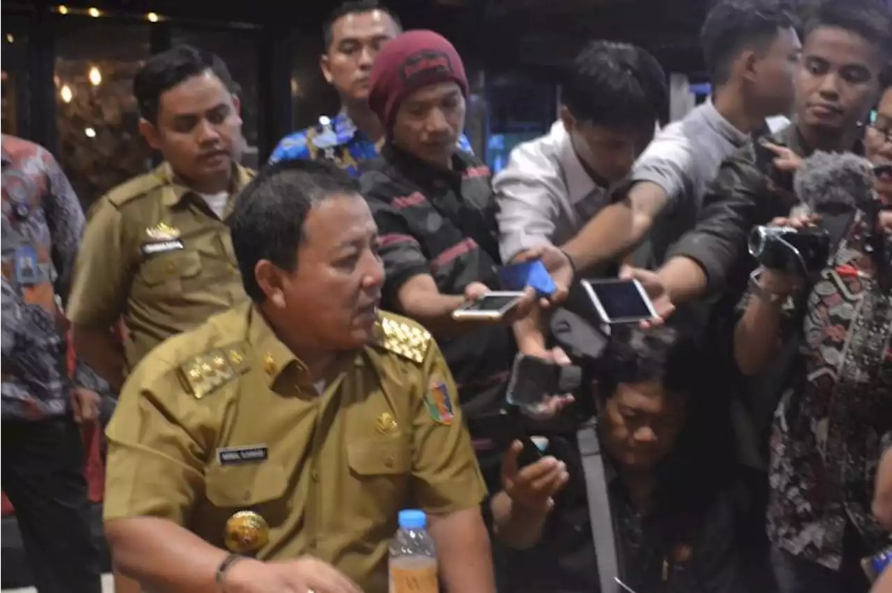 Usai Viral Jalan Lampung Dikritik, Gubernur Minta Kualitas Jalan Harus Tahan Lama |Republika Online