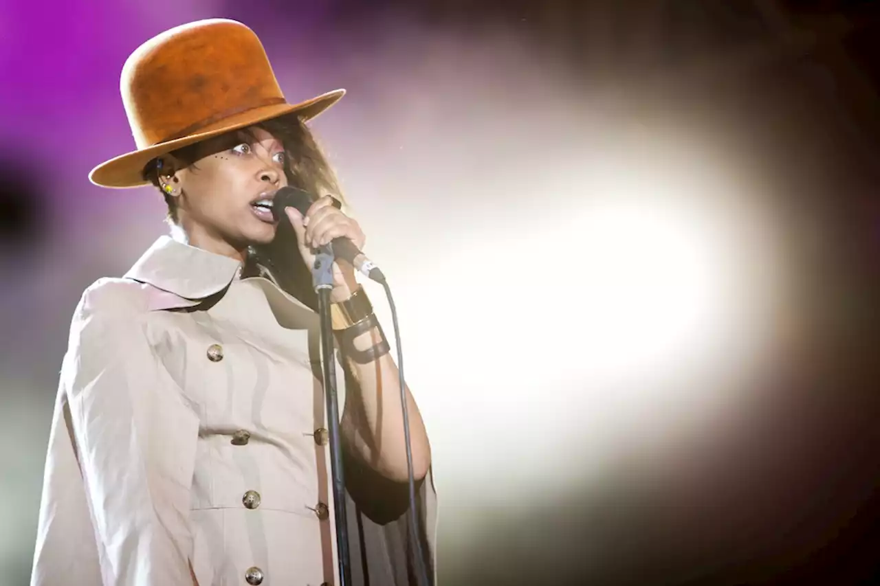 R&B singer Erykah Badu launching latest tour with show at San Antonio's AT&T Center