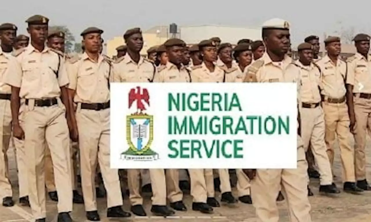 Nigerian Immigration Service Begins Payment Of Backlog Of Election Allowances To Personnel After SaharaReporters’ Story | Sahara Reporters