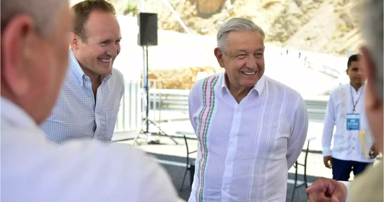 AMLO pide cerrar filas con quien que gane encuesta morenista para candidatura de 2024