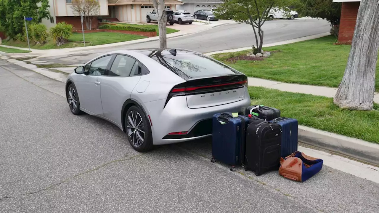 Toyota Prius Luggage Test: How big is the trunk? - Autoblog