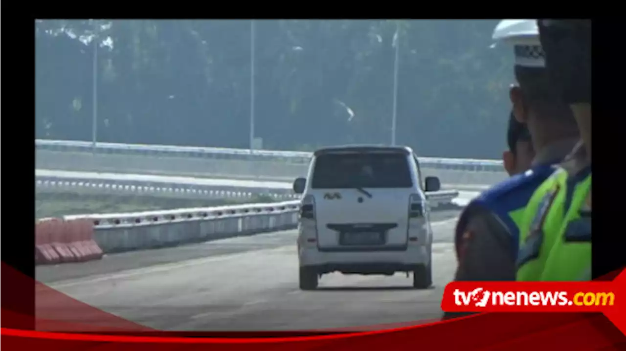 Pantauan Hari Kedua Tol Cisumdawu, Kondisi Lengang, Pemudik Manfaatkan Rest Area Darurat