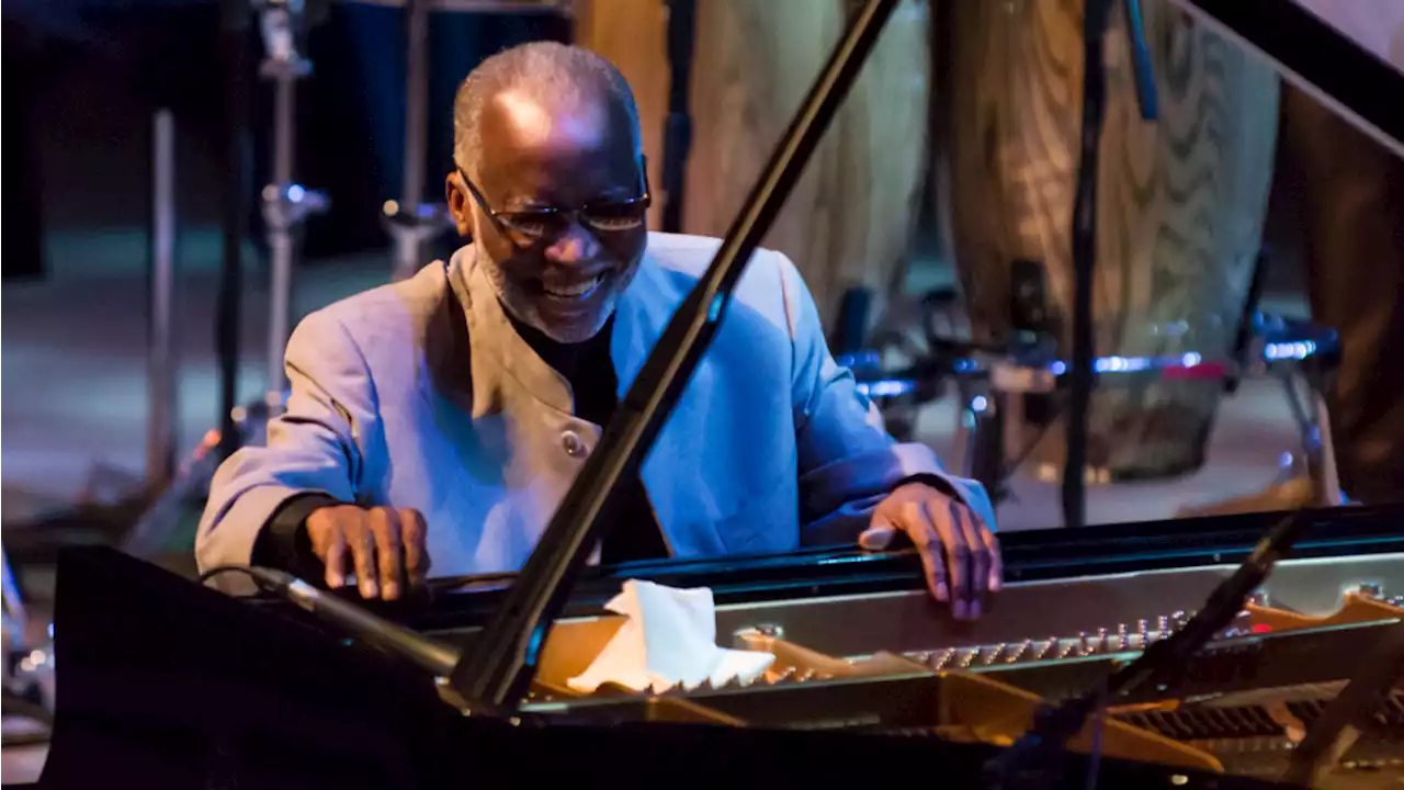 Ahmad Jamal, Pioneering Jazz Pianist Who Influenced Both Miles Davis and Hip-Hop, Dies at 92