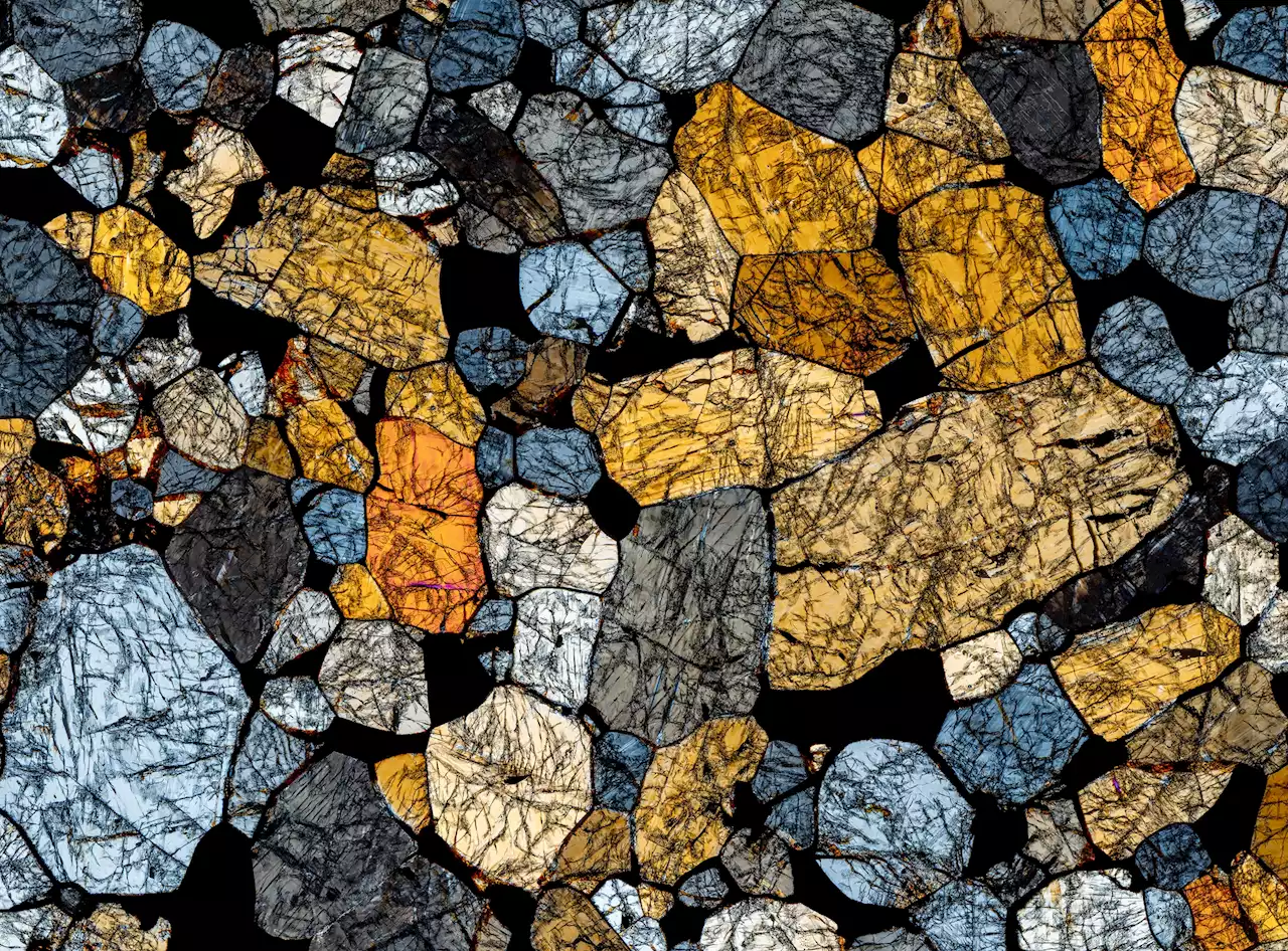 Capturing the Mosaic of Minerals in Meteorites