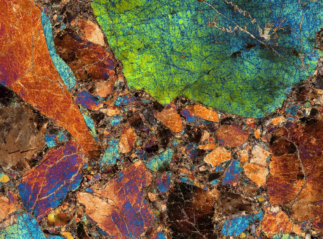 The Art of Capturing Meteorites’ Mineral Mosaics