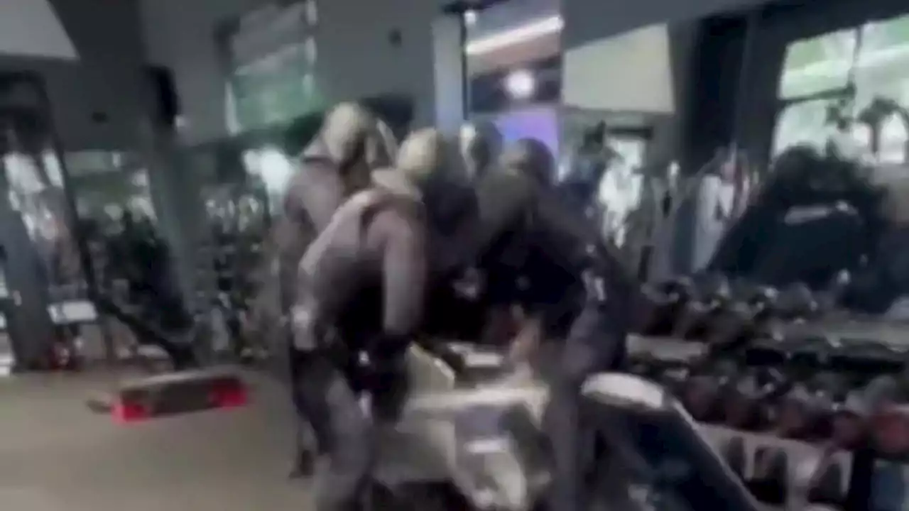 VÍDEO: Increíble detención de un presunto maltratador en un gimnasio de Marbella