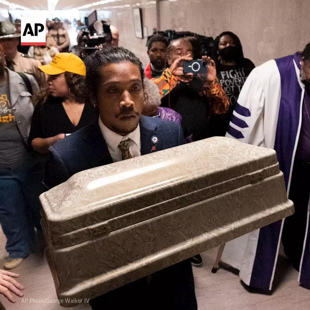 Rep. Jones brings infant-sized casket into Tennessee Capitol