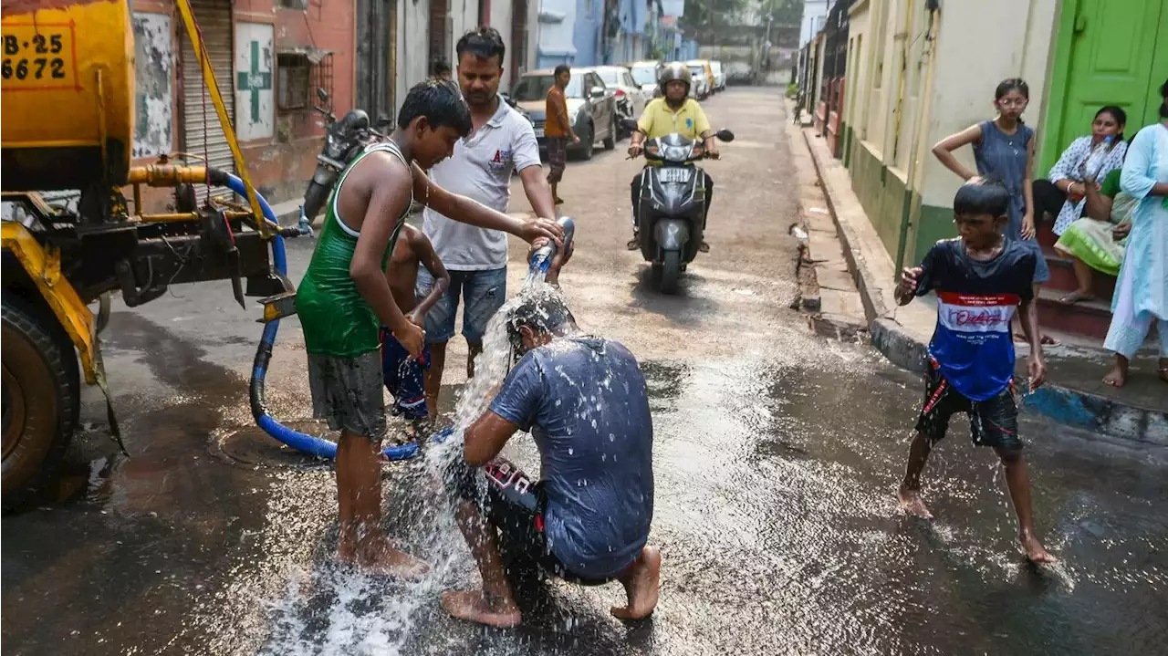 Deadly heat wave envelops large swath of Asia, including India and China