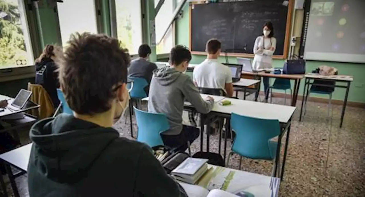 Gli studenti: «Non vogliamo studiare meno, ma va riconosciuta la dignità della fragilità»