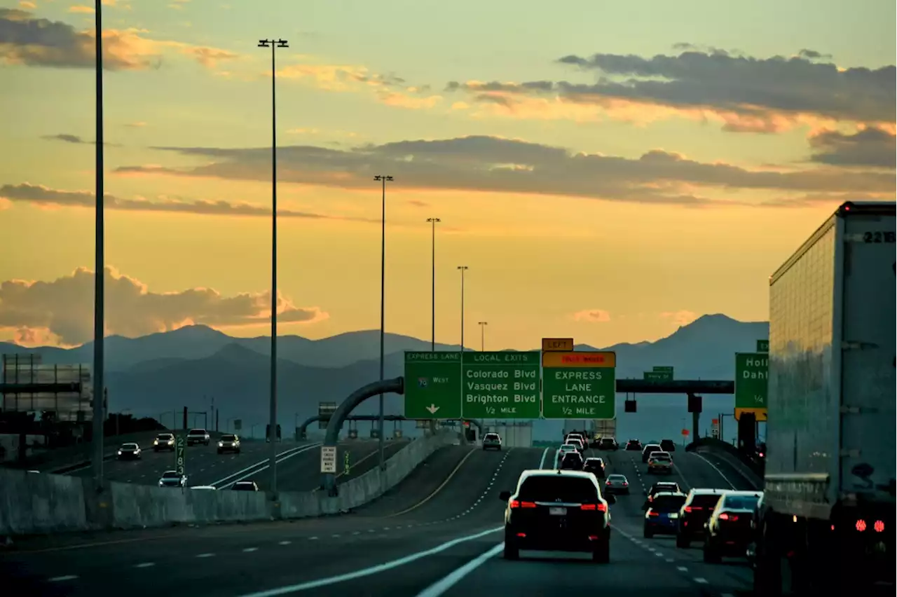 Crash on northbound I-25 in south Denver forces lane closures, delaying traffic