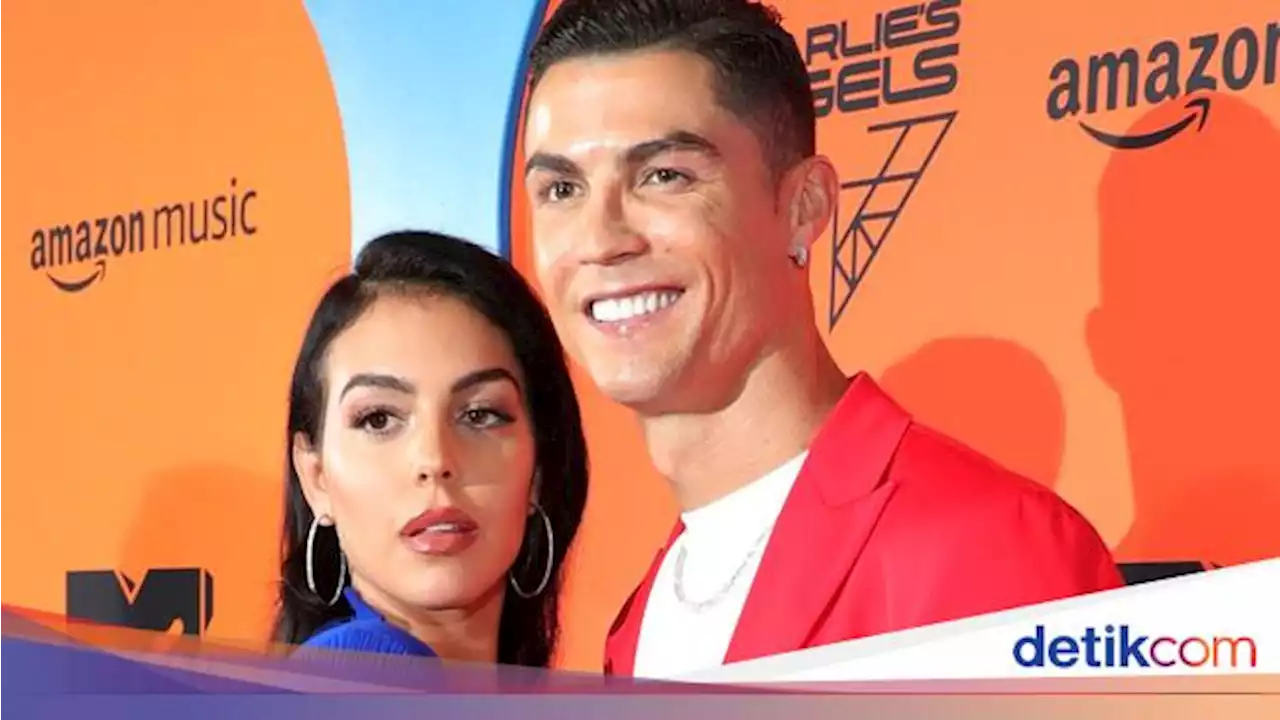 Di Tengah Isu Keretakan dengan Ronaldo, Georgina Posting Ini