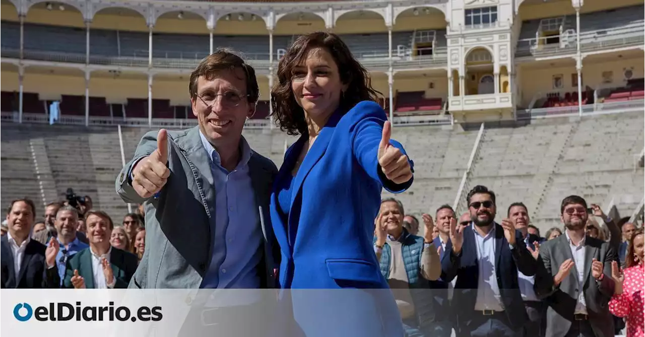 La Junta Electoral obliga al PP a retirar propaganda de Ayuso hasta que comience la campaña electoral