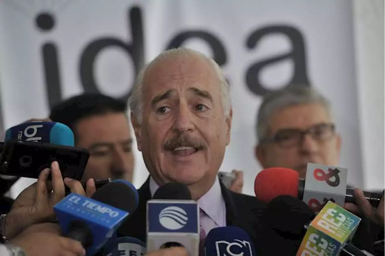 Las quejas de Pastrana a Joe Biden por la política de paz y seguridad de Petro