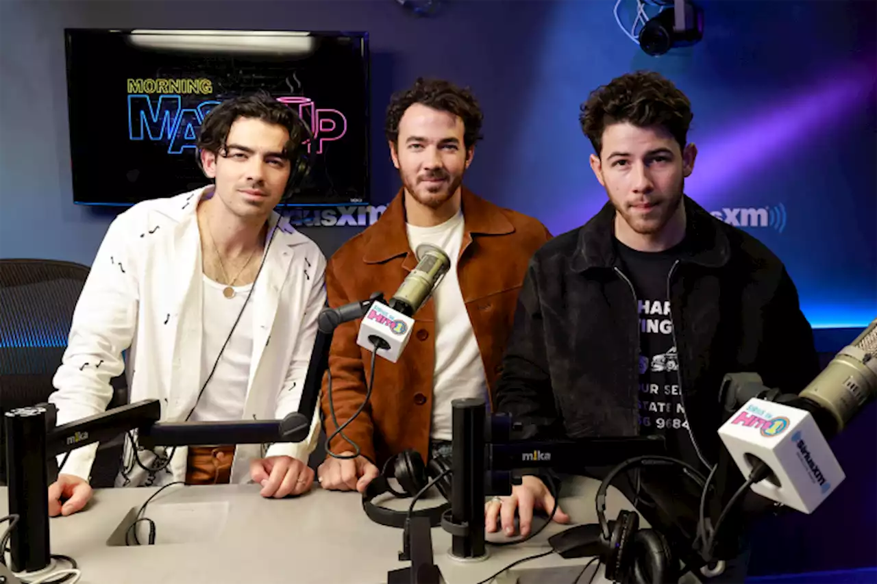 Jonas Brothers Surprise Fans With 3 Secret Shows