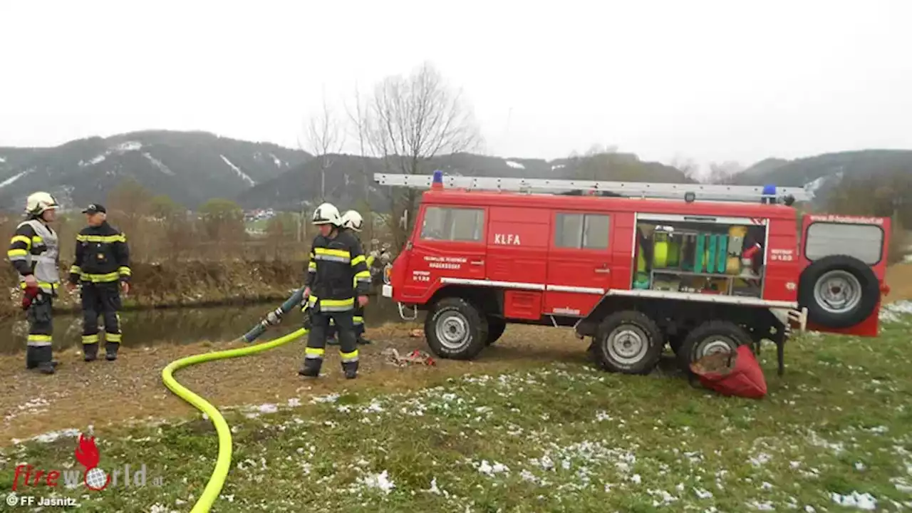 Stmk: Lange Löschwasserversorgung bei widrigen Bedingungen in Jasnitz beübt