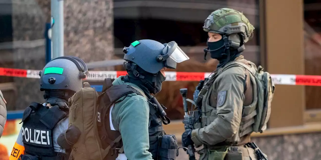 Messerangriff in Fitnessstudio in Duisburg - mehrere Verletzte