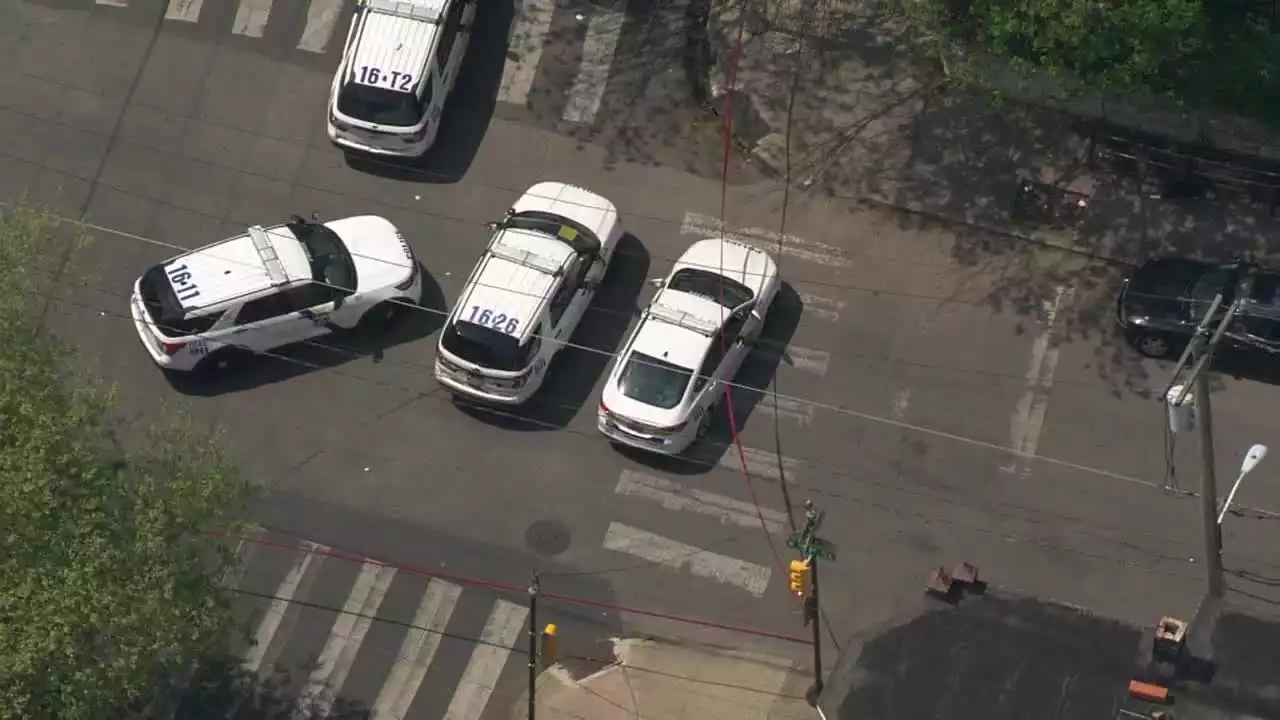 Officials: Daytime double shooting in North Philadelphia leaves 2 teens injured