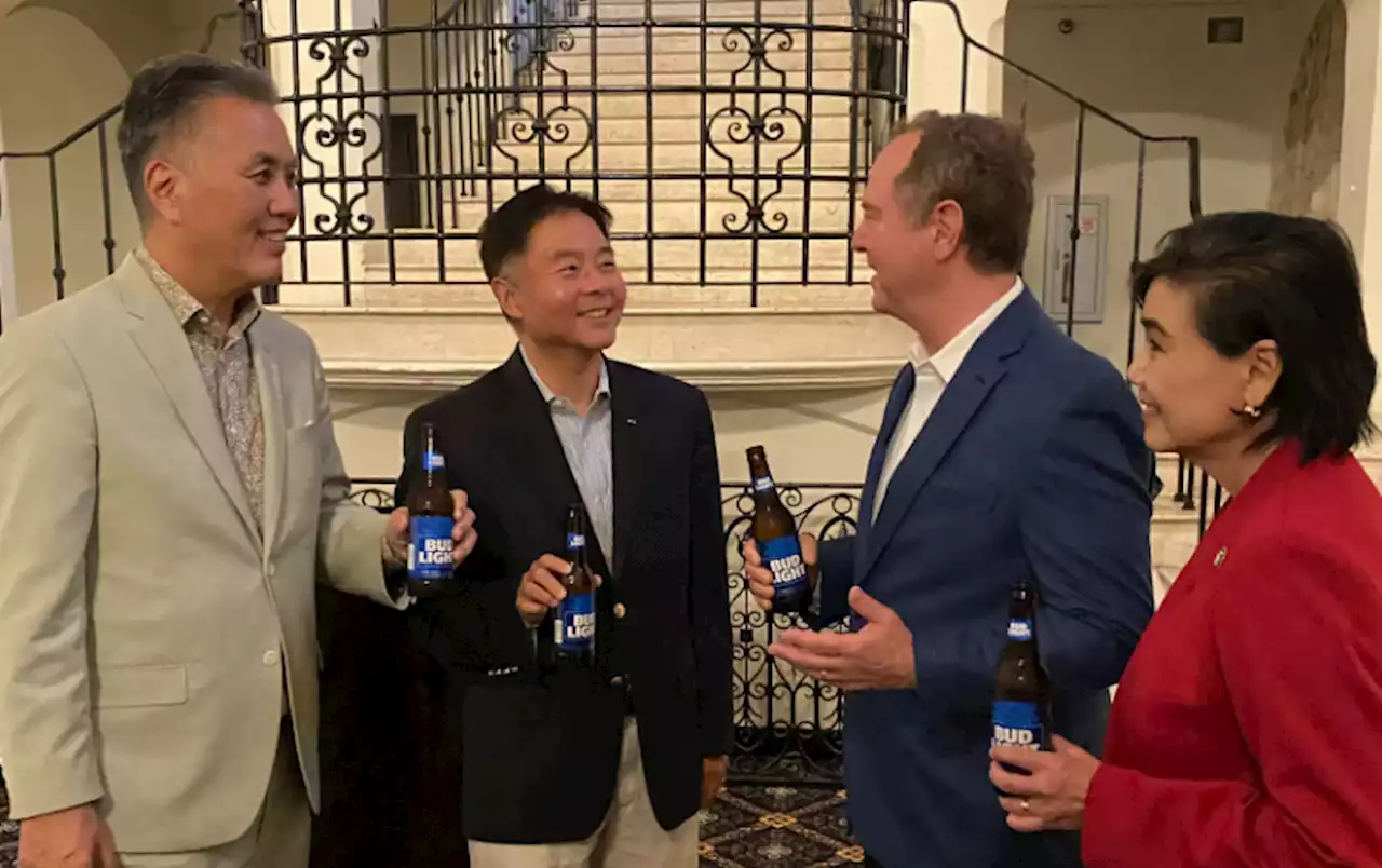 California Democratic lawmakers roasted for Bud Light photo op: 'Worst party ever'