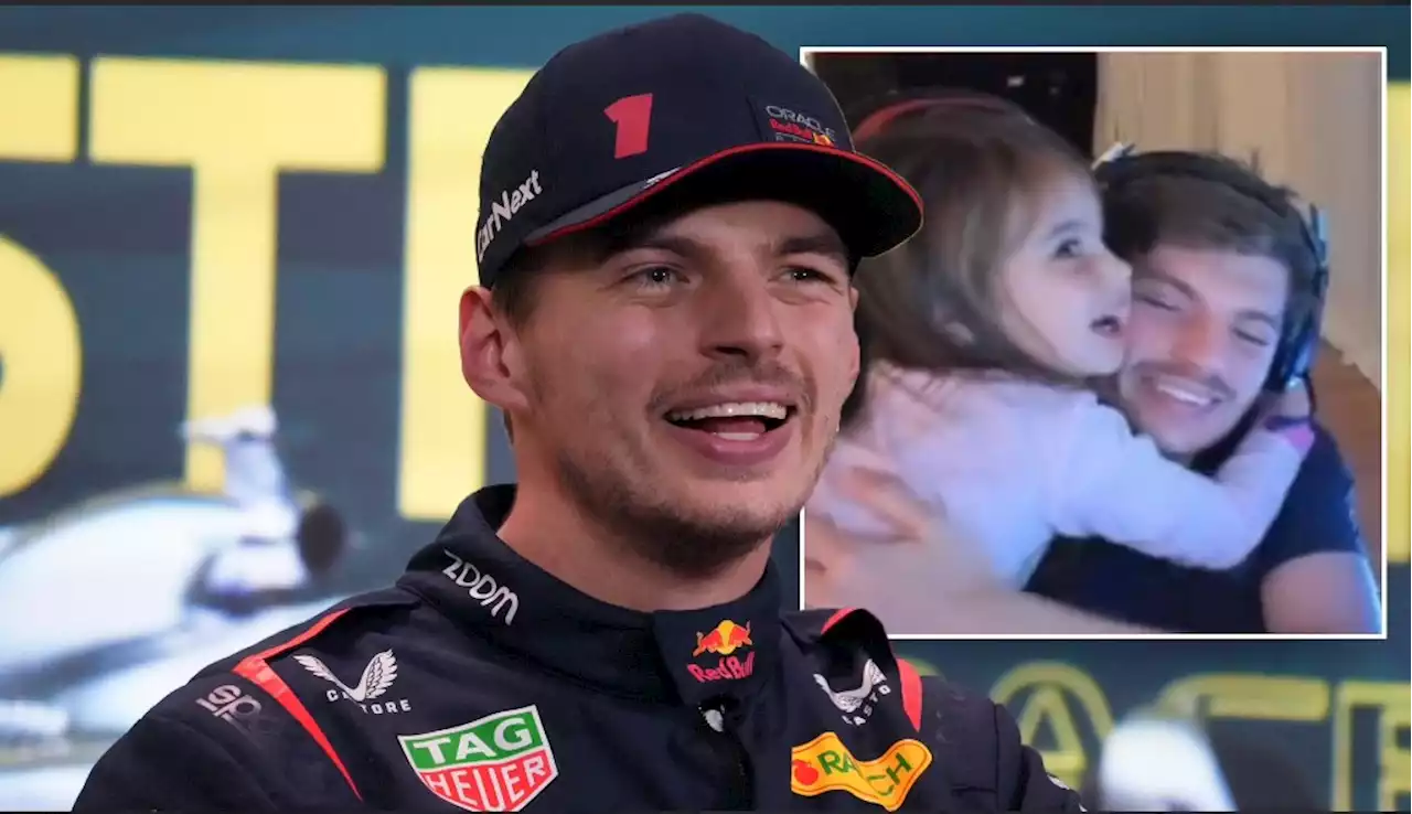 Max Verstappen: Süßer Besuch, während Stream läuft