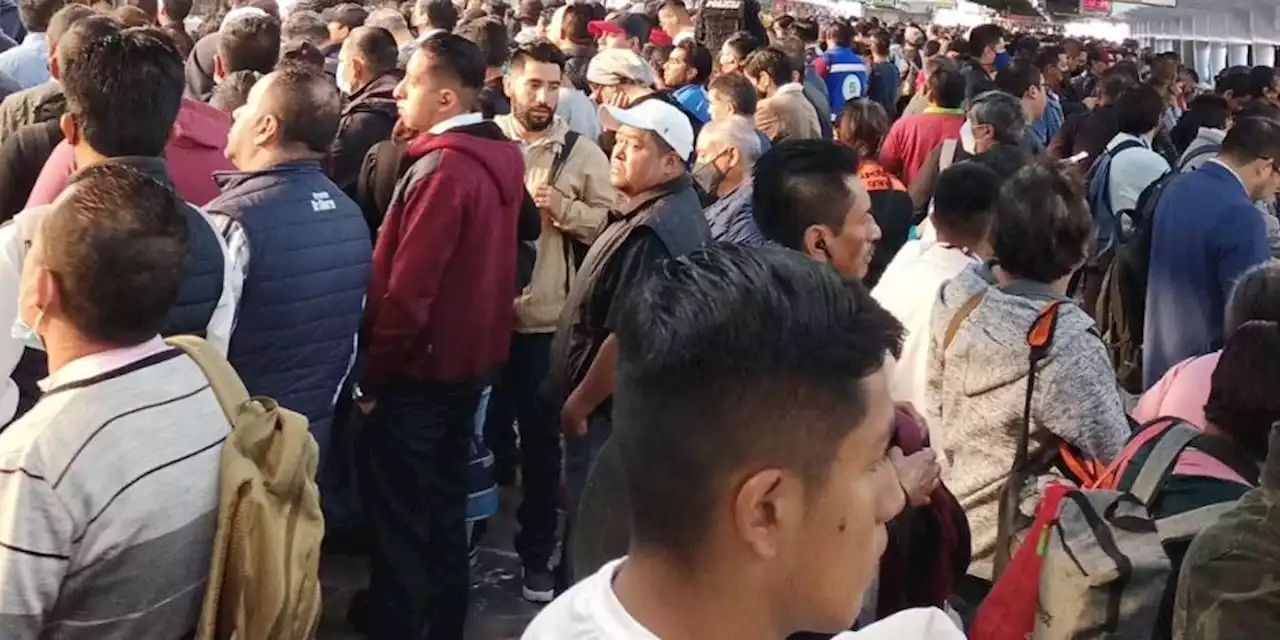 Metro CDMX. ¿Cómo está hoy, martes 18 de abril? Reportan “caos” en Línea 8, 9 y 3