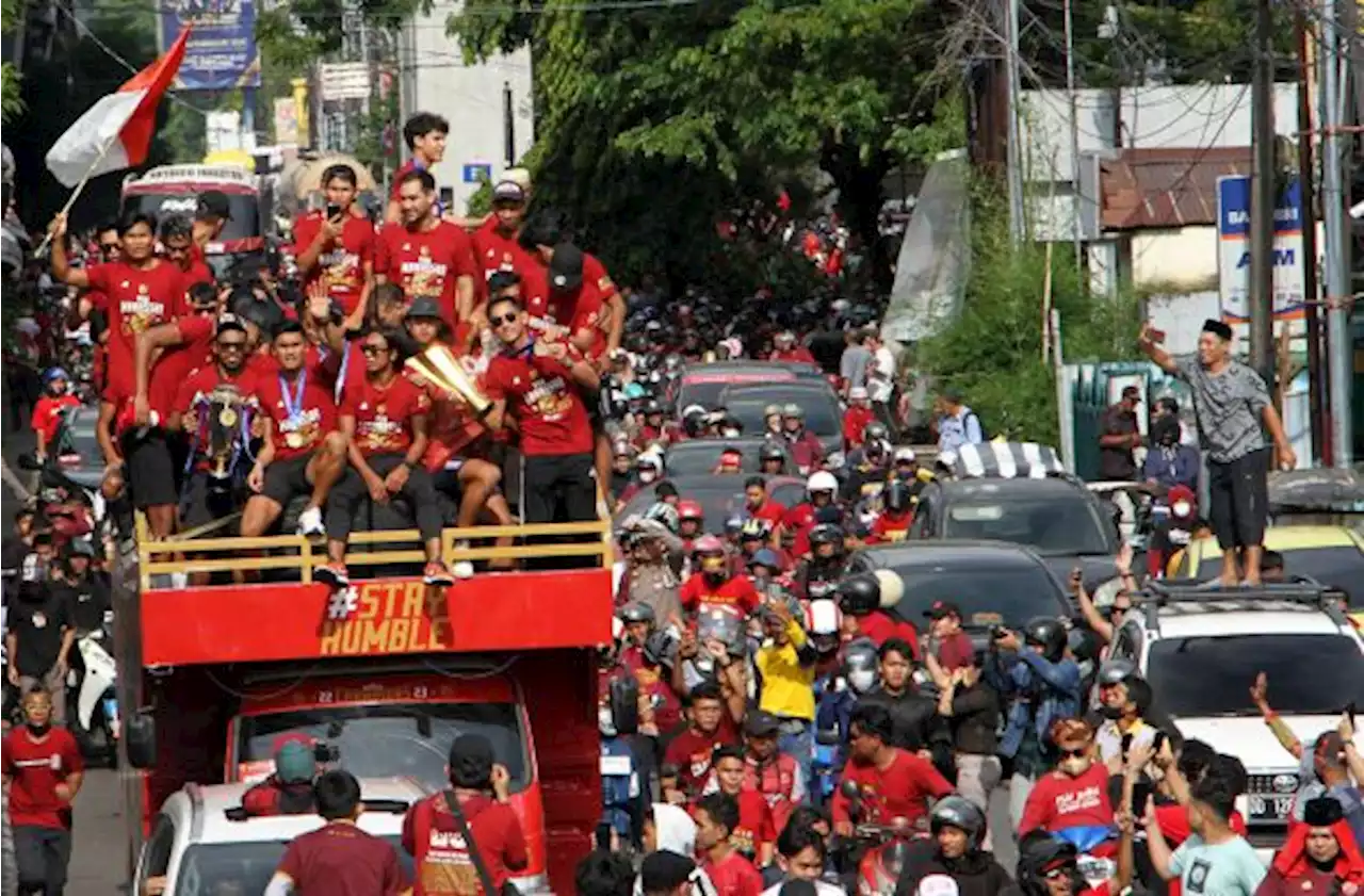 PT LIB Menyebut Semua Klub Sudah Tahu tidak ada Hadiah Uang Tunai untuk Juara Liga