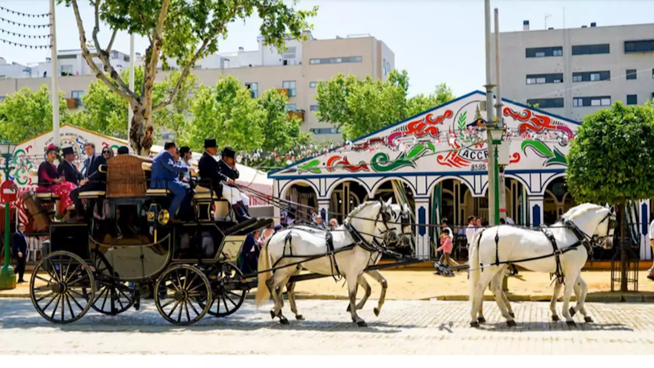 El padre que buscaba niñera para la Feria de Abril recibe decenas de solicitudes: 'Tengo canguro para 2.400 años'