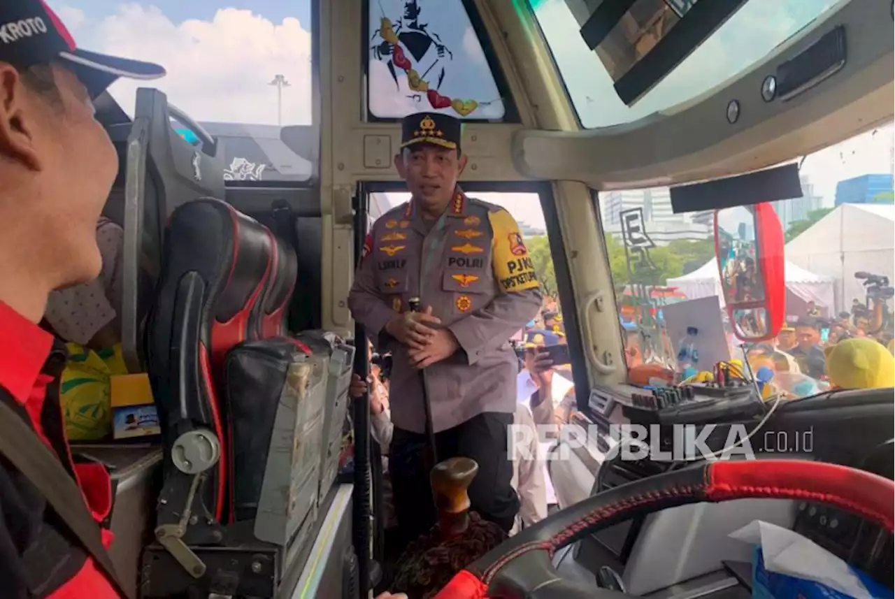 Lepas Mudik Gratis, Mabes Polri Siapkan Program Balik Gratis |Republika Online