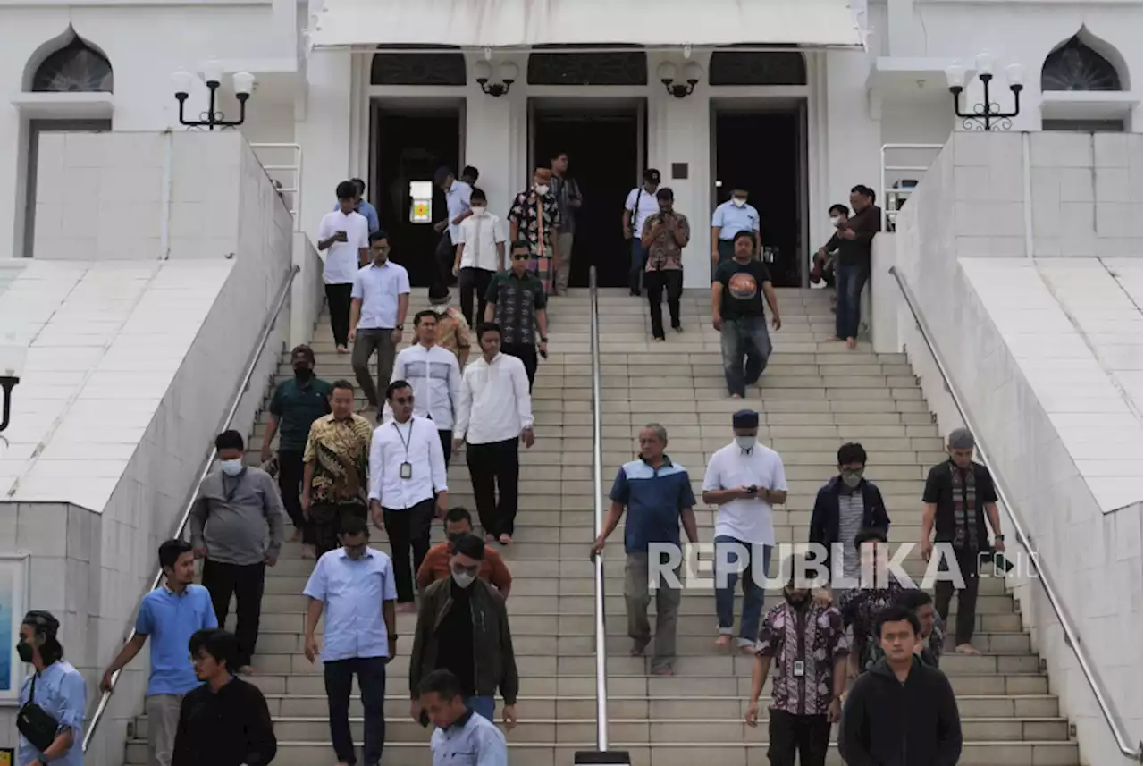 Penjelasan Pakar Fiqih Soal Wajib tidaknya Sholat Jumat Saat Idul Fitri