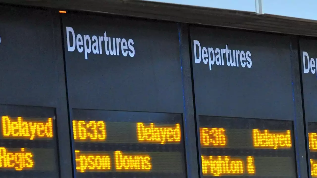 Leaked Network Rail presentation warns of worsening train delays and rising fares