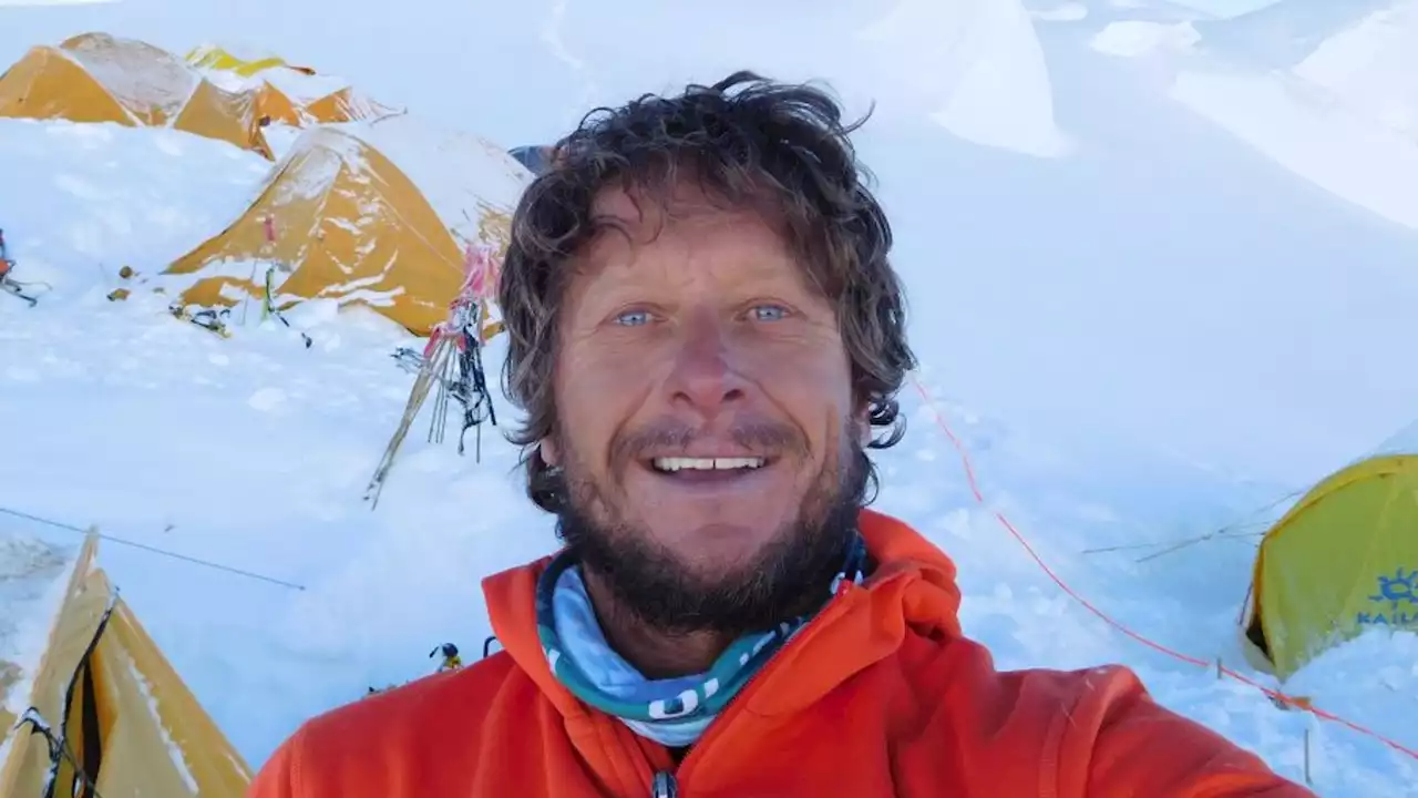 Noel Hanna: Northern Ireland climbing legend dies on Nepal's Annapurna mountain