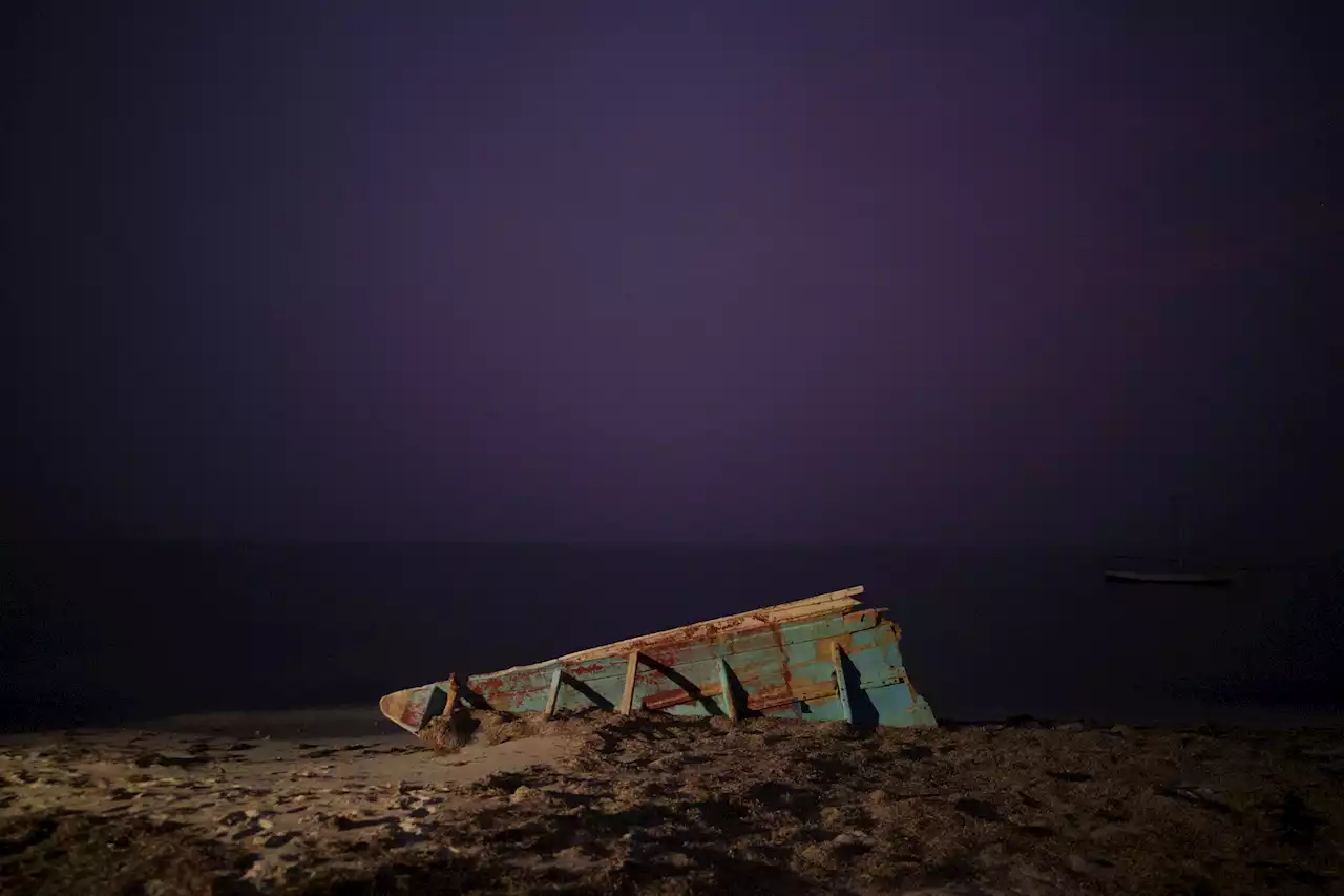 Karibiens spökbåtar bär lik från andra sidan havet