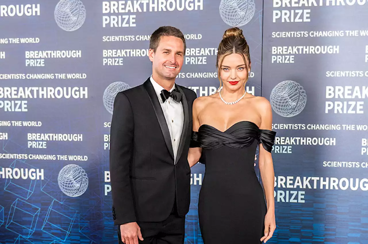 Breakthrough Prize Ceremony 2023 With Christina Aguilera, Mila Kunis and More