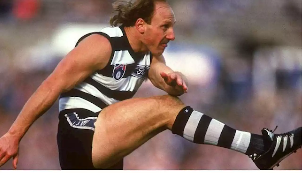 AFL legend sues league, Geelong, Hawks