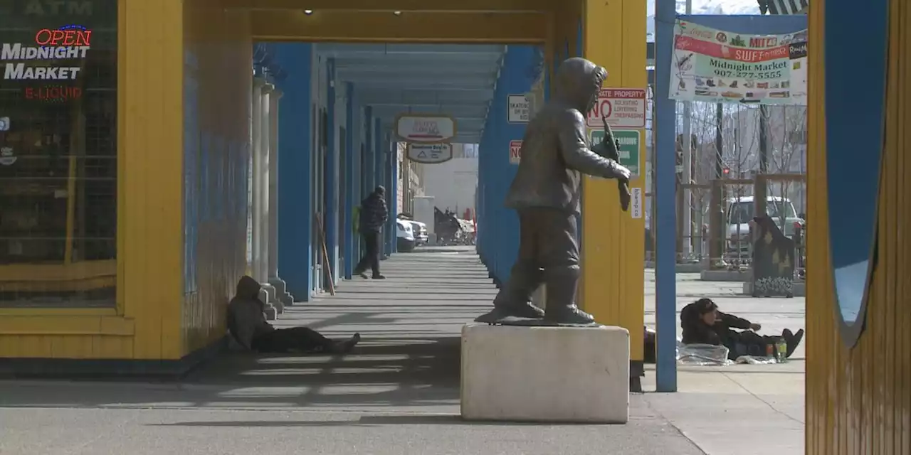 Downtown businesses feel the impacts of growing number of homeless residents