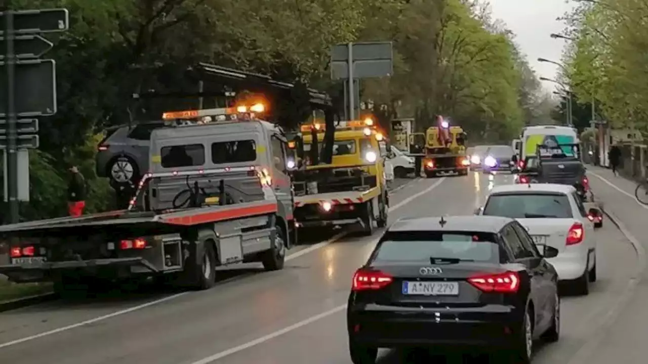 ADAC schleppt in Augsburg Autos für Klimacamp-Demo ab