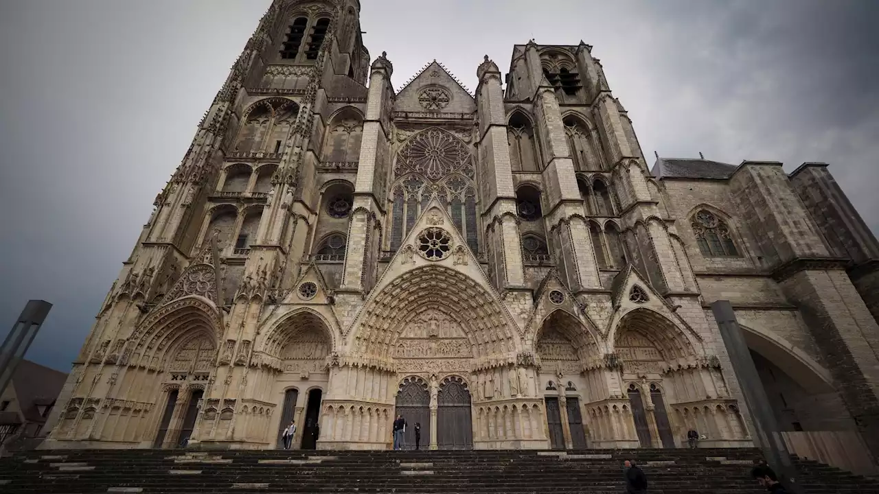 Un homme condamné pour avoir agressé sexuellement une adolescente dans les toilettes de la cathédrale de Bourges