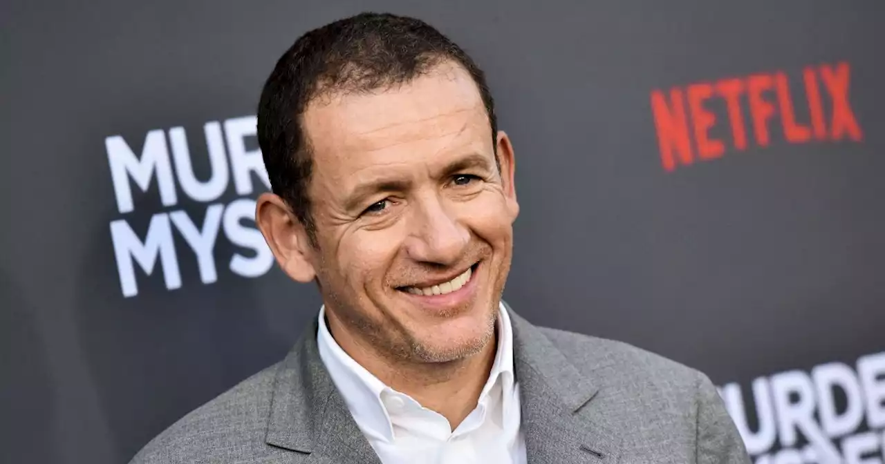 «Je me suis fait tirer dessus, j'ai encore la cicatrice dans la cuisse' : Dany Boon se confie sur son enfance compliquée et l'agression qu'il a subie