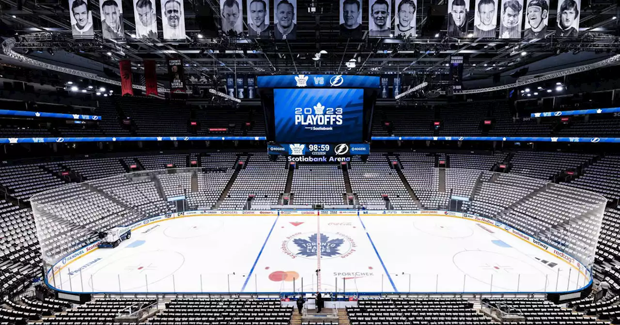 Toronto Maple Leafs booed off the ice by home fans in blowout playoff loss