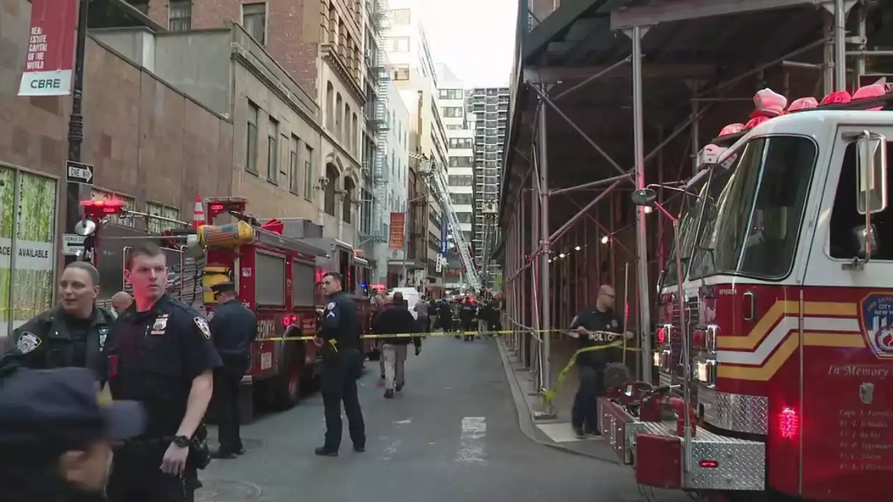 Lower Manhattan parking garage collapse leaves 1 dead, 5 injured