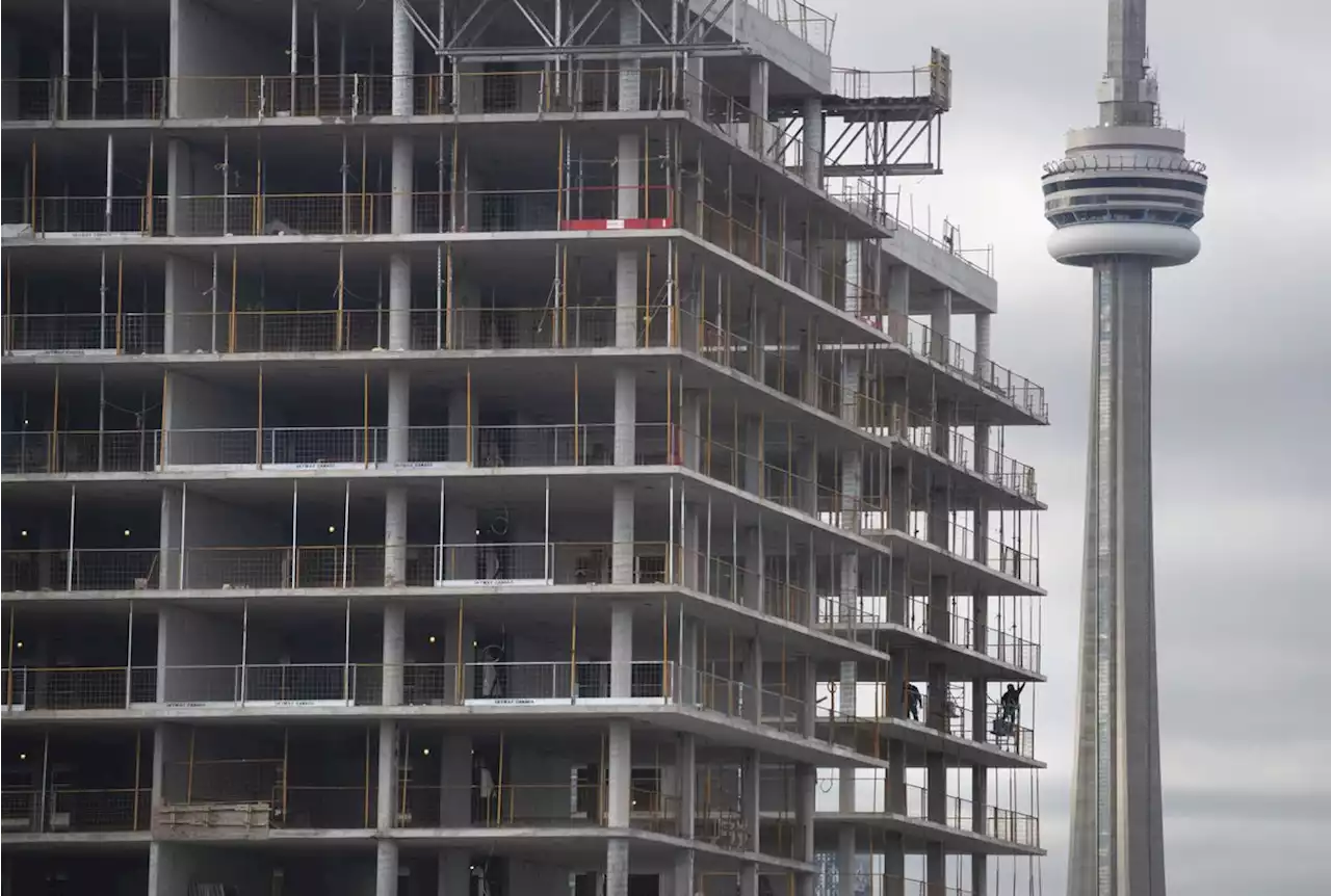 Toronto’s soaring new condo prices may hurt renters most