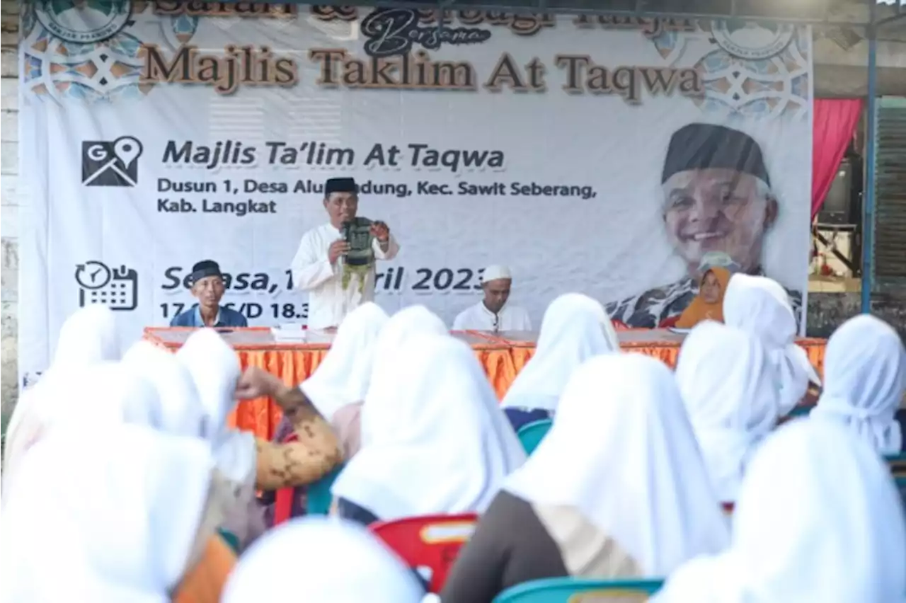 TGS Ganjar Sumut Manfaatkan Momen Akhir Ramadan Untuk Berbagi Takjil dan Safari Majelis Taklim