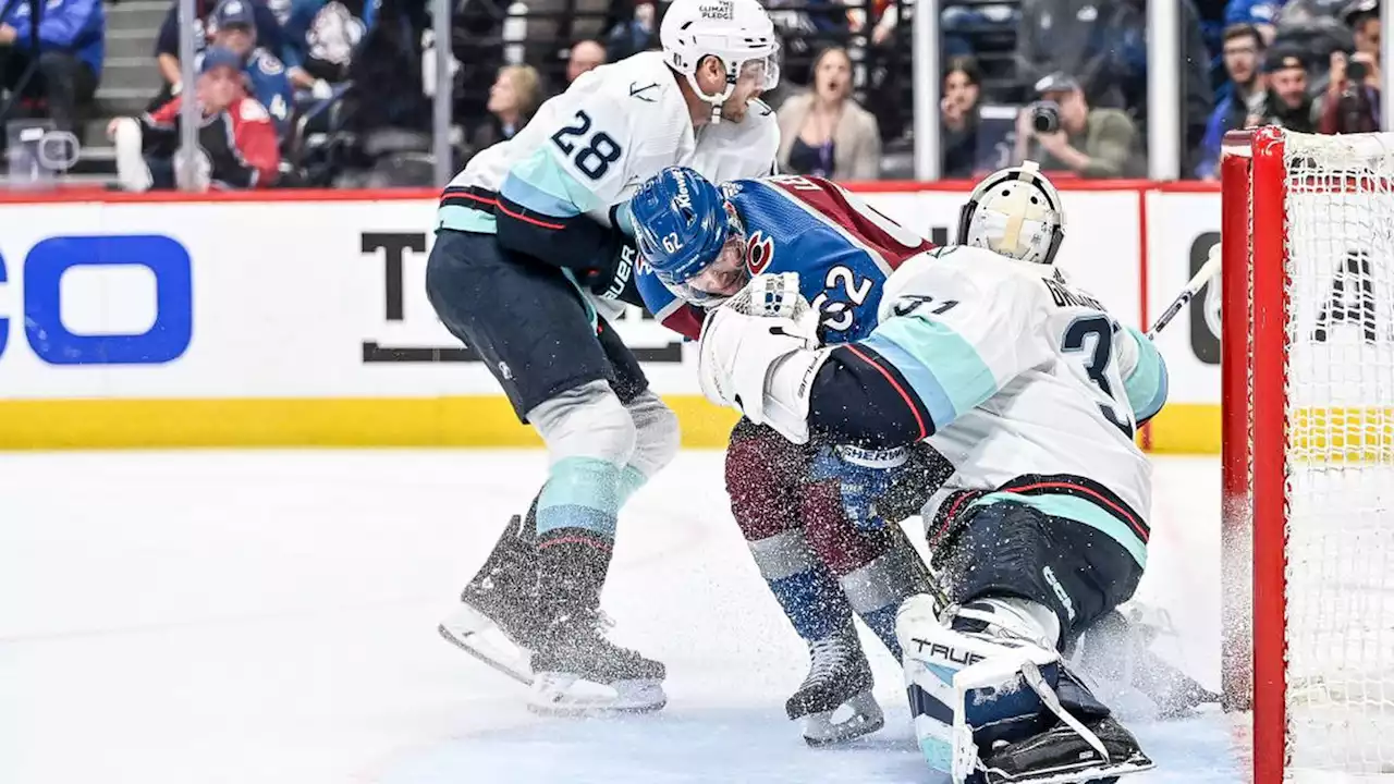 Kraken make successful playoff debut, stun Avalanche 3-1