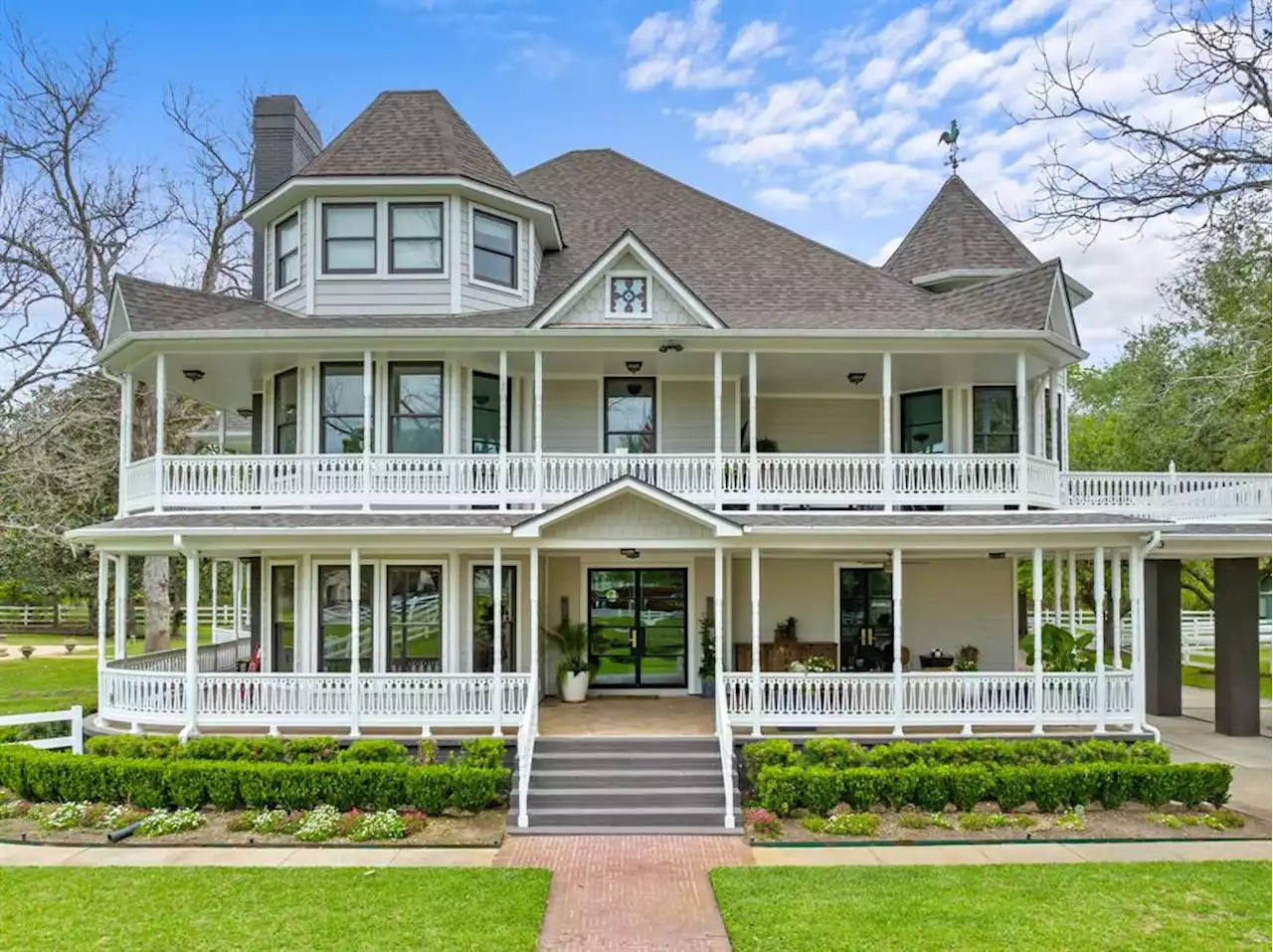 $2.3M Victorian on the market sits in a Sugar Land you may have not known exists