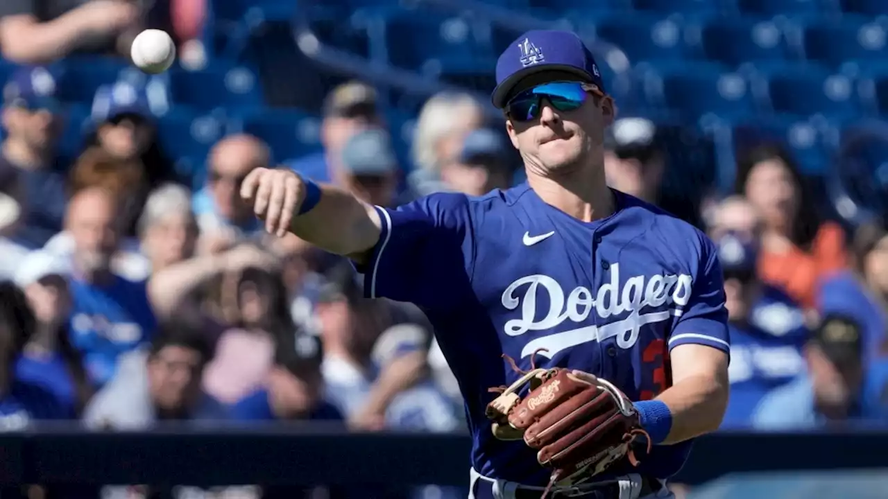 Dodgers’ shortstop roulette lands on Luke Williams