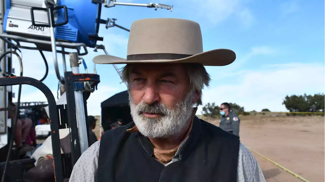 Un an et demi après la mort de Halyna Hutchins, le tournage de « Rust » va reprendre