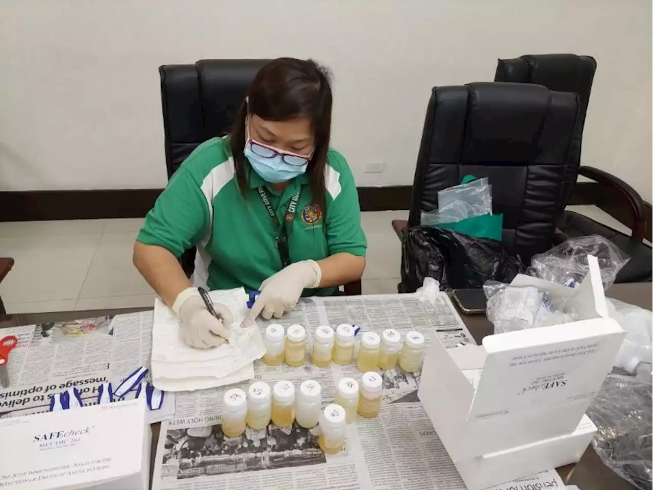 143 Parañaque LGU employees undergo random drug testing