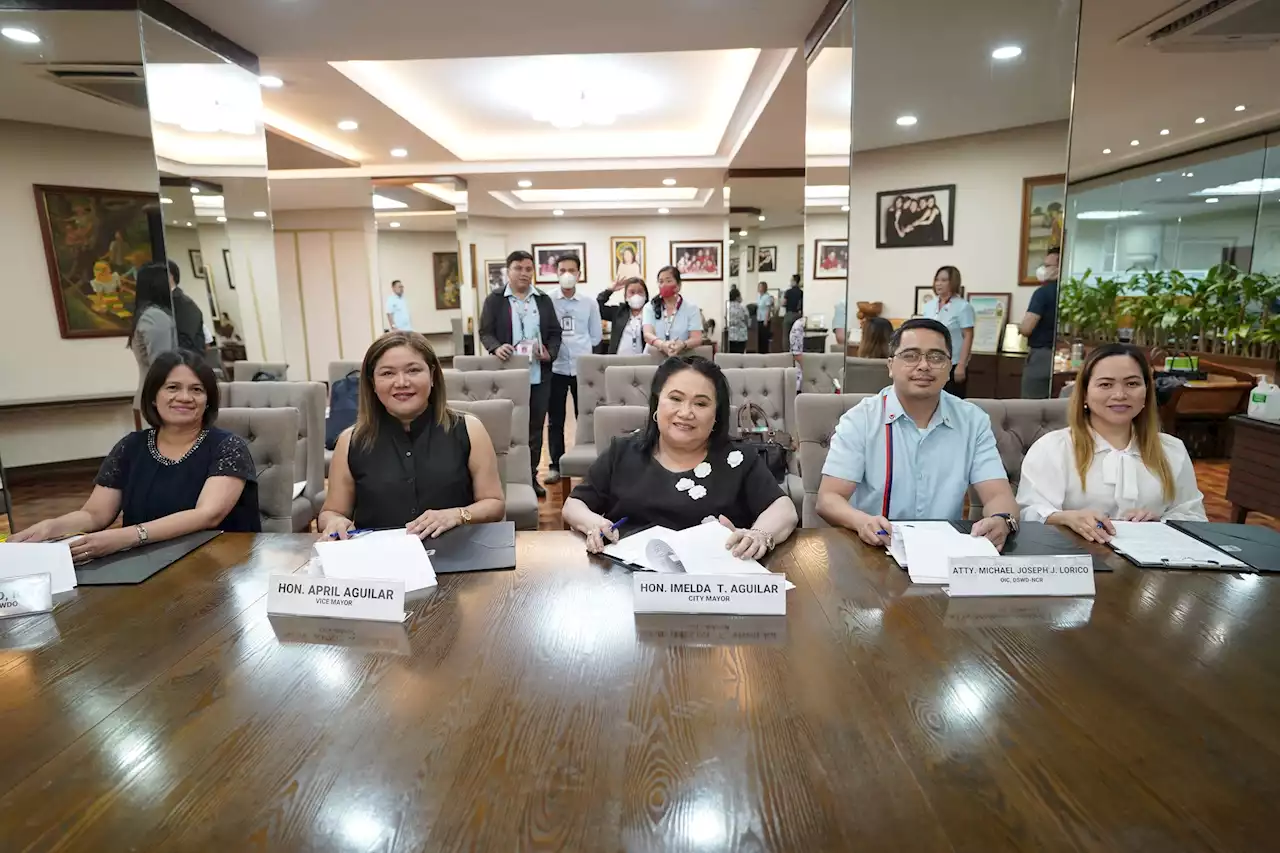 Las Piñas Mayor Aguilar signs MOA on sustainable livelihood programs