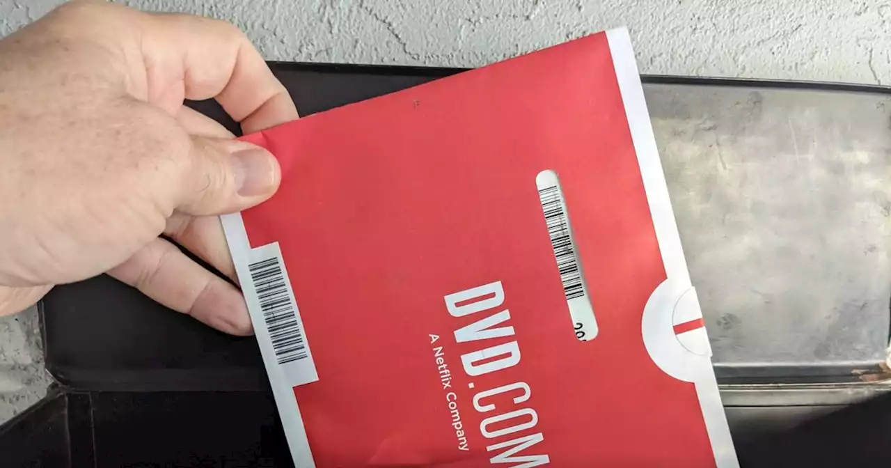 Netflix ends DVD-by-mail service after 25 years