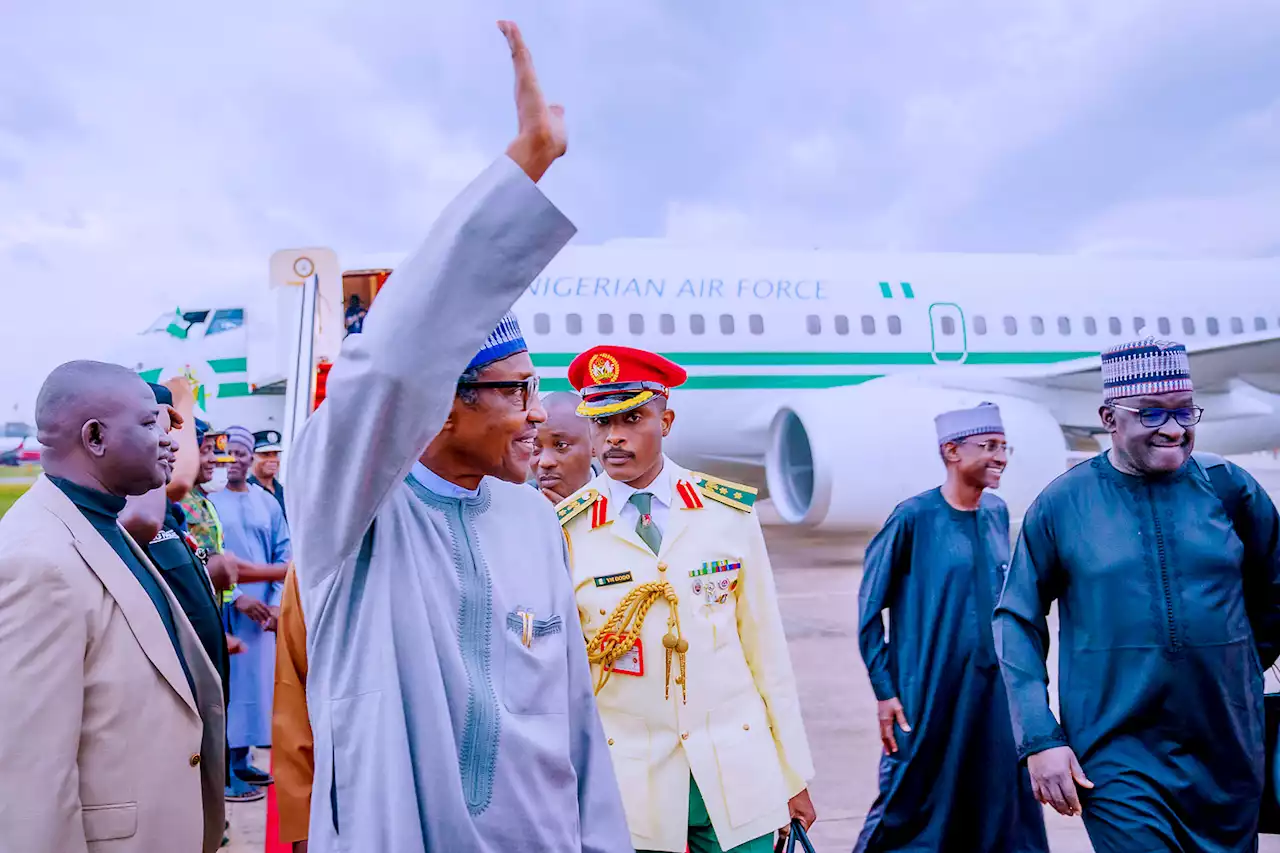 BREAKING: Buhari returns to Abuja from Saudi Arabia