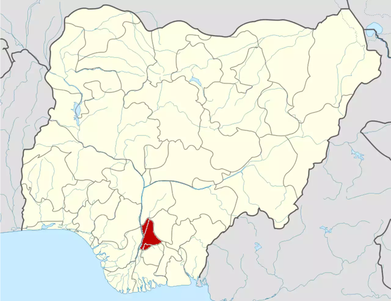 Anambra community shuns traditional ruler-designate, crowns another